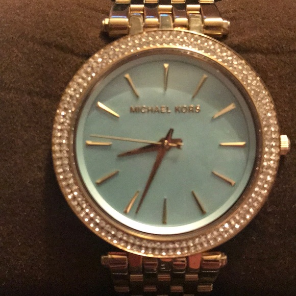 Michael Kors Watch - Picture 2 of 5